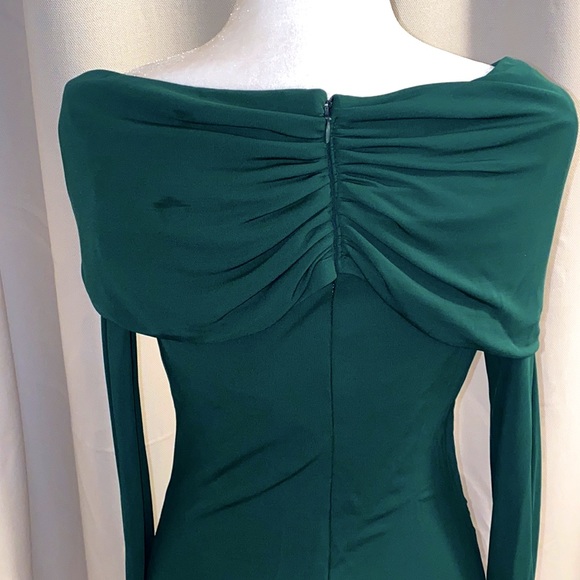 NWT BADGLEY MISCHKA Green Turn Over Formal Ruched Sheath Dress Size 6 - Picture 6 of 11